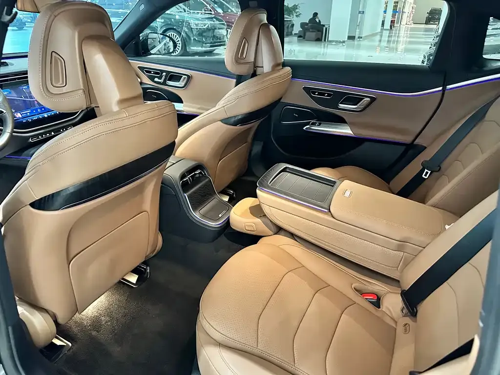 Mercedes-Benz E-Class New Energy — фото 9