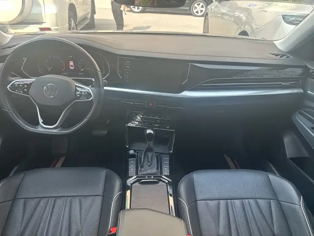 Volkswagen Passat — фото 5