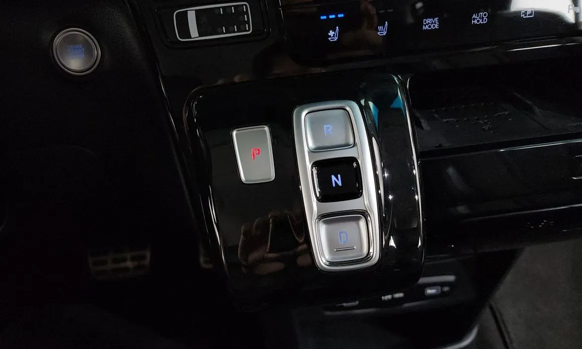 Hyundai Staria — фото 4