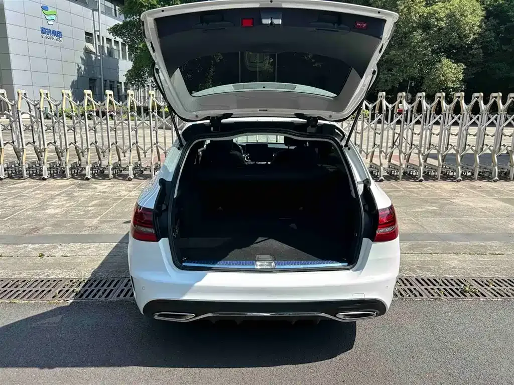 Mercedes-Benz C-Class (Import) — фото 10