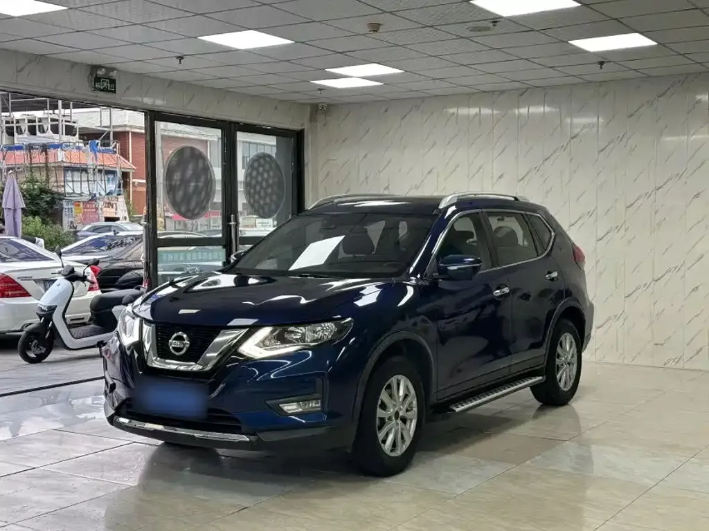 Nissan X-Trail — фото 10