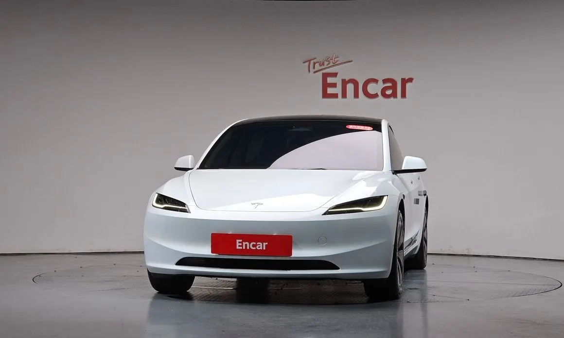 Tesla Model 3 — фото 2