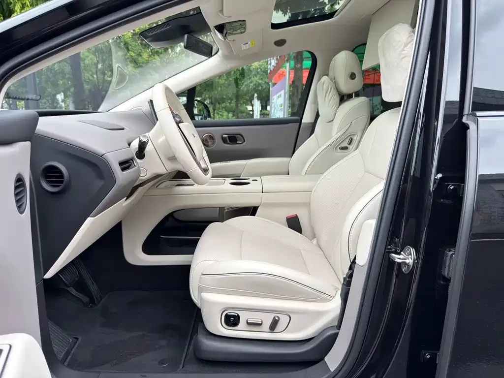 Li Auto Li i8 — фото 2