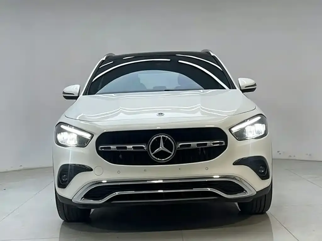 Mercedes-Benz GLA — фото 10