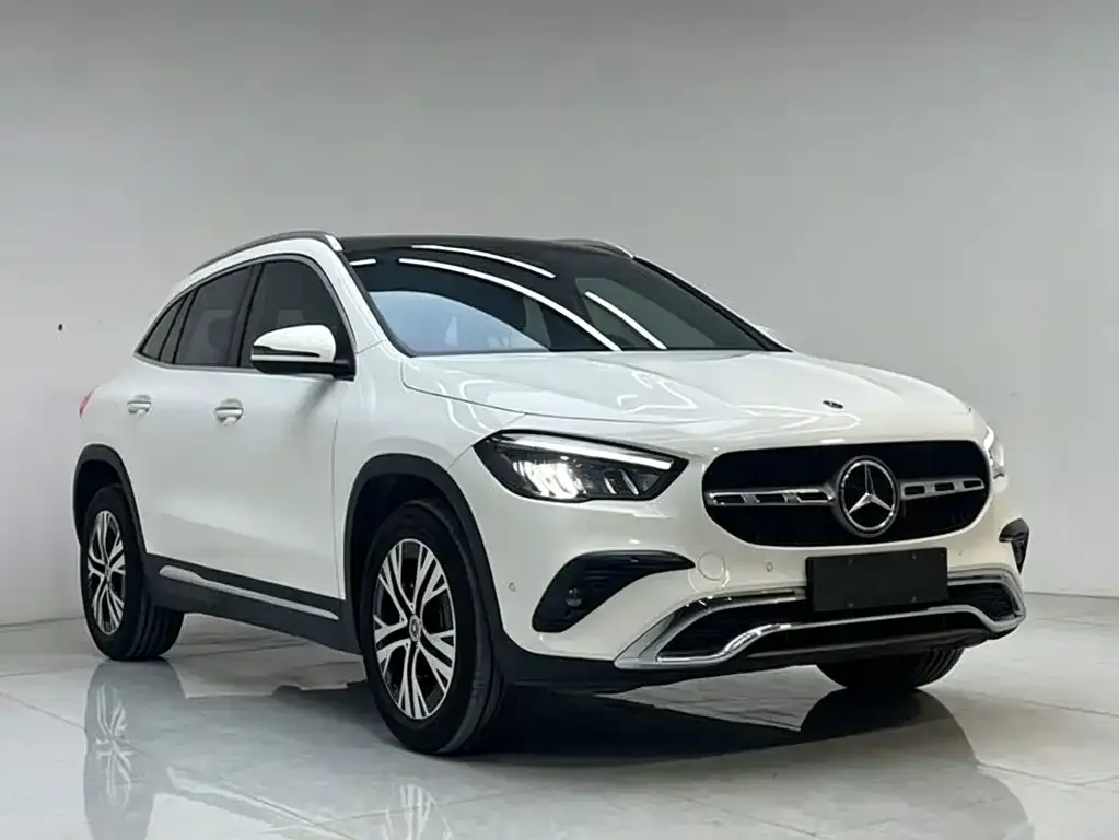 Mercedes-Benz GLA — фото 7