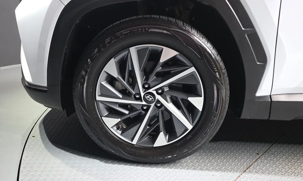 Hyundai Tucson — фото 8