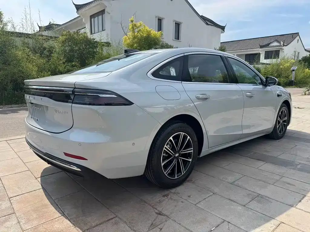 Geely Galaxy A7 EM — фото 10