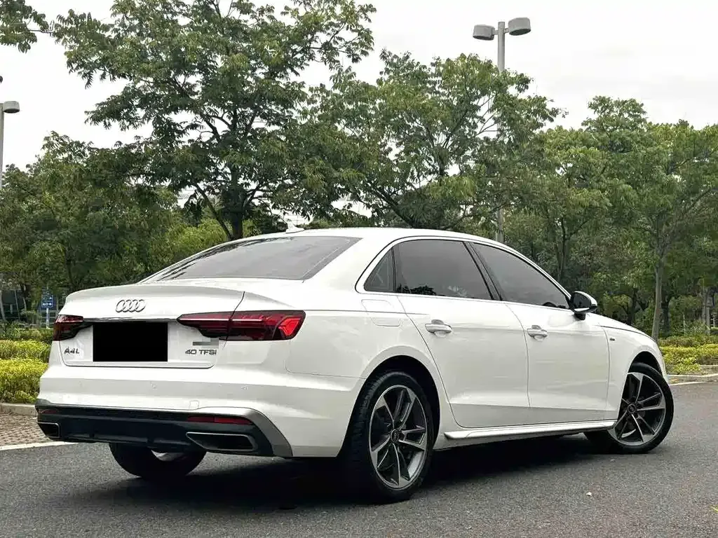 Audi A4L — фото 3