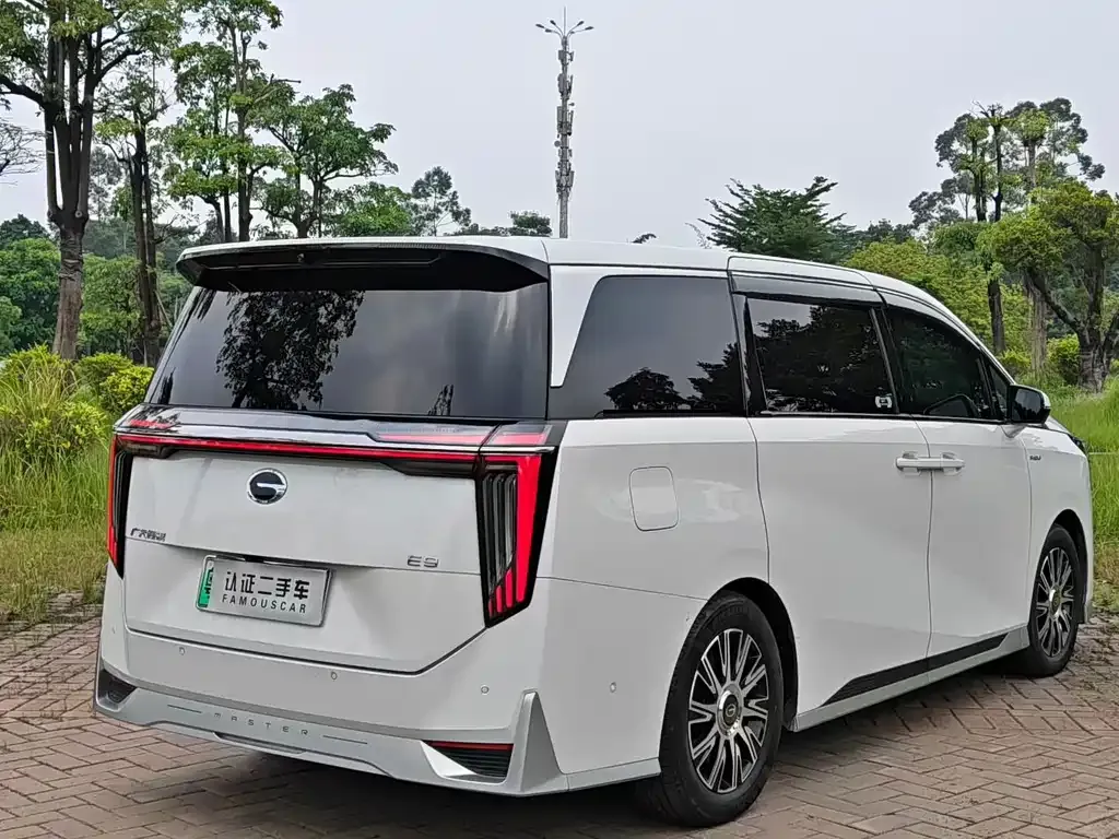 GAC Motor Trumpchi E9 — фото 9