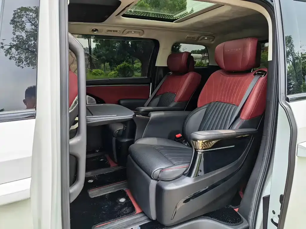 GAC Motor Trumpchi E9 — фото 2