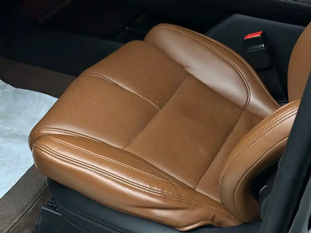 Lincoln Navigator — фото 10