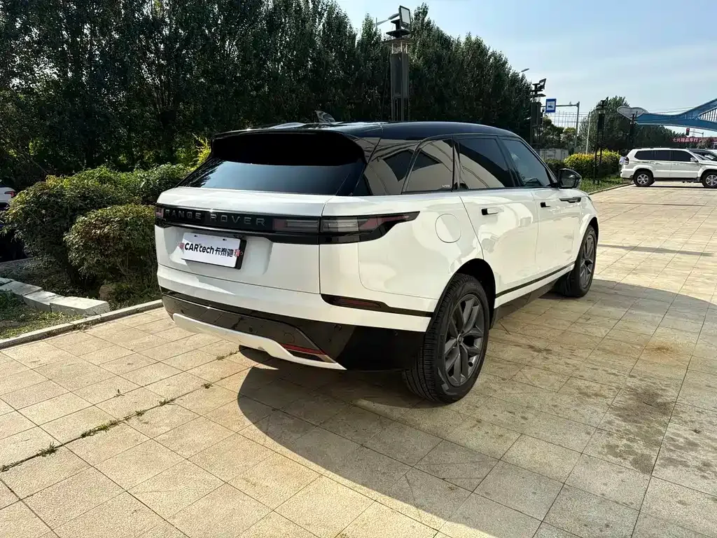 Land Rover Velar — фото 10