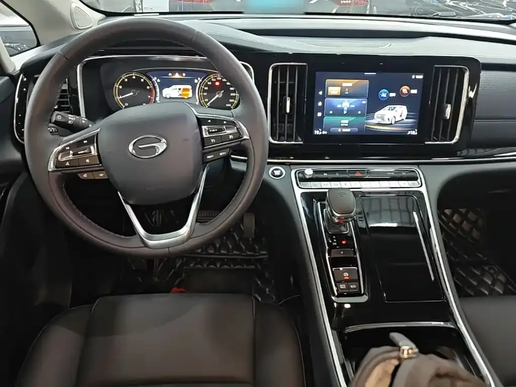 GAC Motor Trumpchi M8 — фото 9