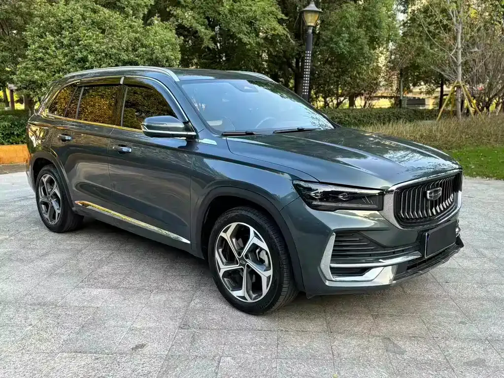 Geely Xingyue L — фото 9