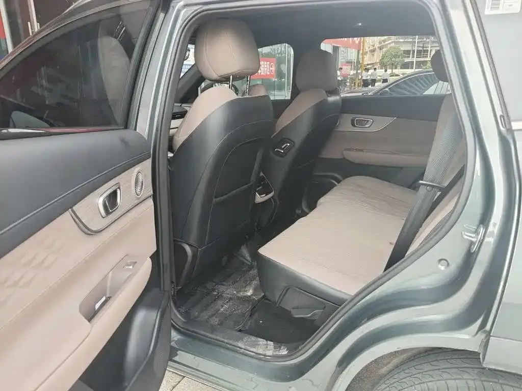 Chery Tiggo 8 PLUS — фото 8