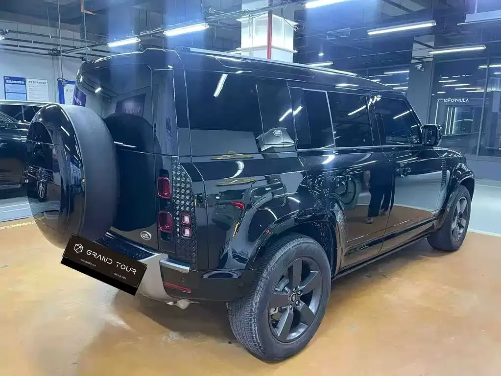 Land Rover Defender — фото 2