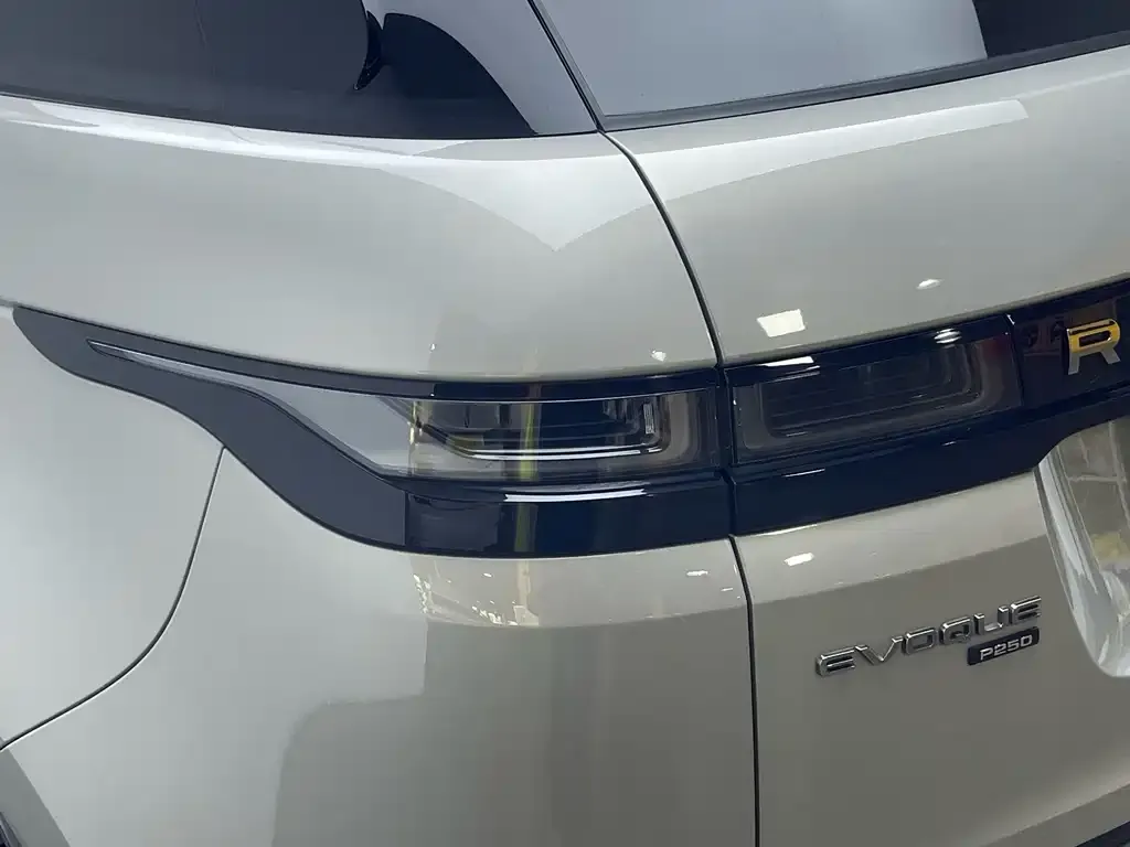 Land Rover Evoque — фото 8