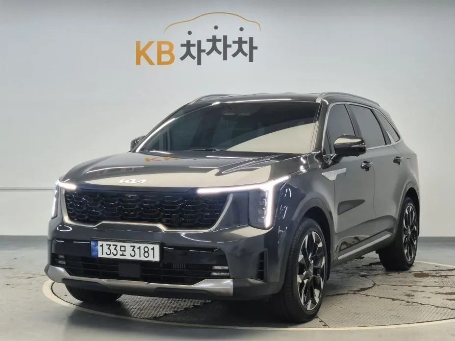Kia Sorento — фото 1