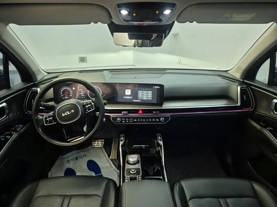 Kia Sorento — фото 6