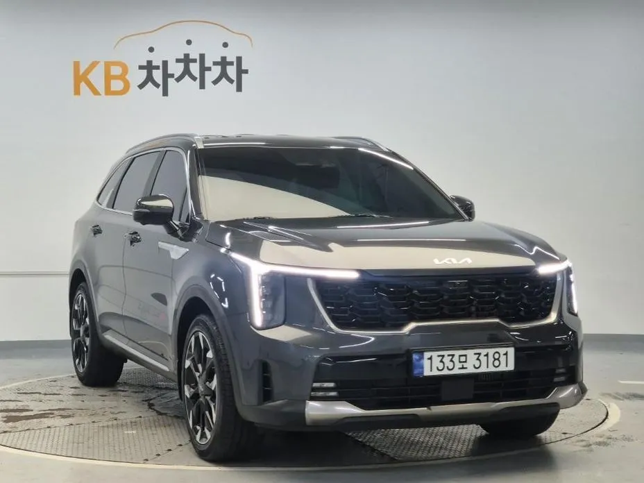 Kia Sorento — фото 7