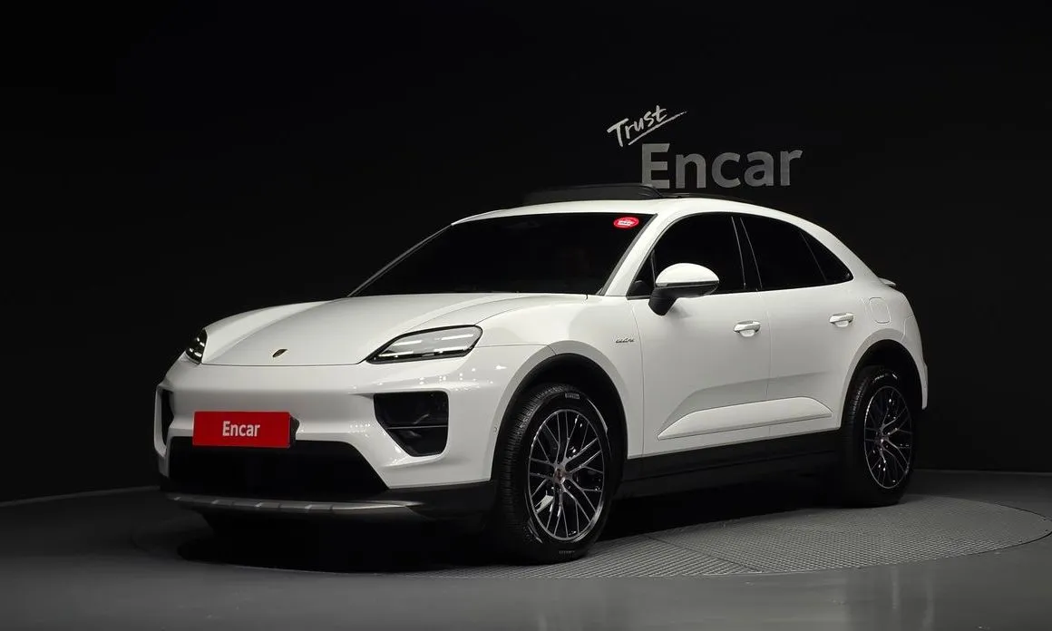 Porsche Macan — фото 1