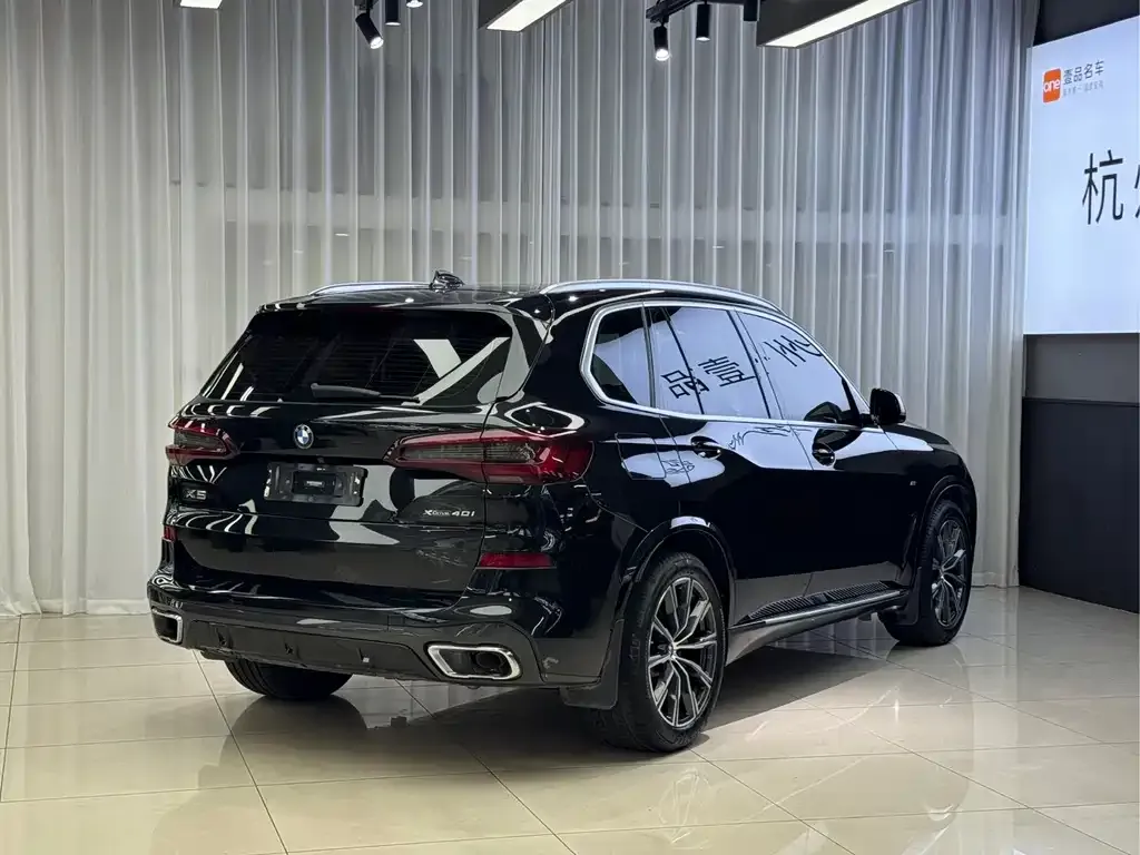 BMW X5 (Import) — фото 8