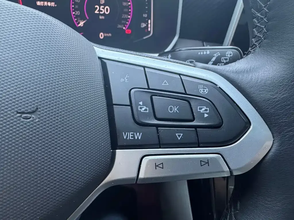 Volkswagen Tayron — фото 8