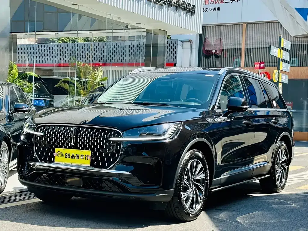 Lincoln Aviator — фото 1