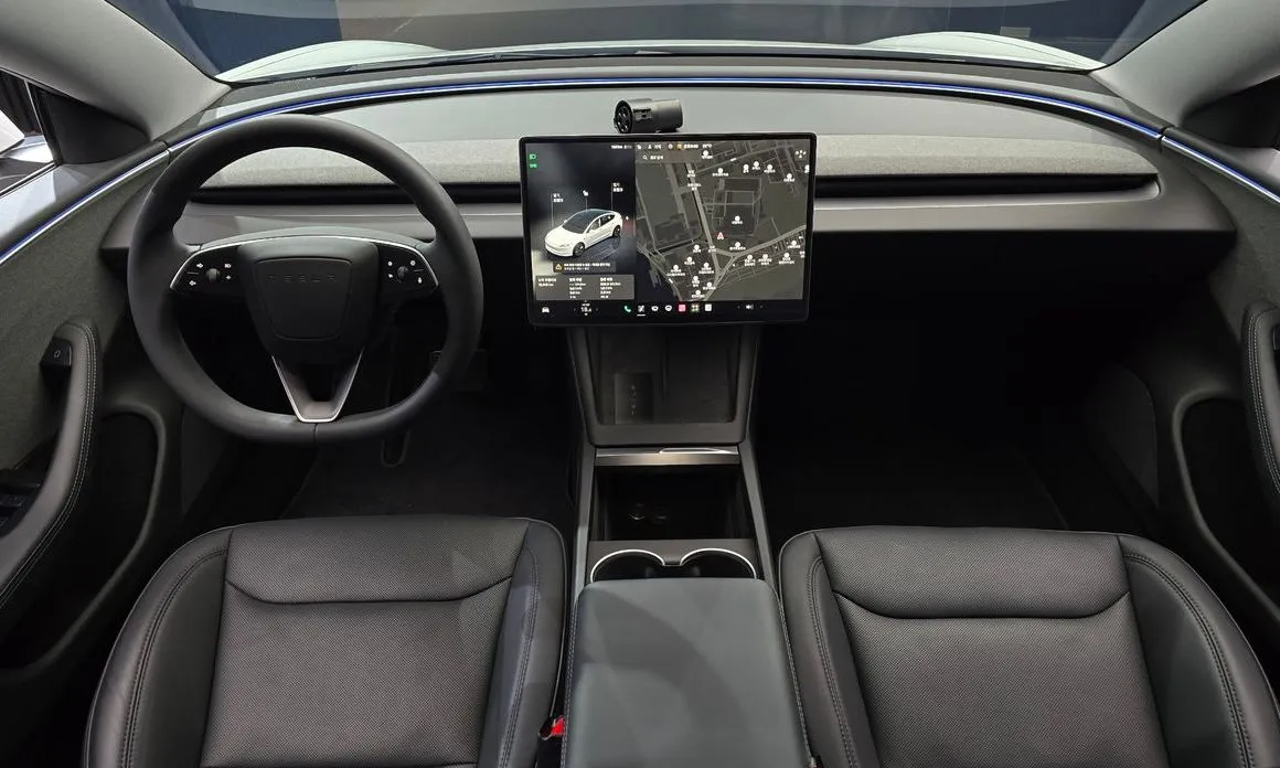 Tesla Model 3 — фото 10