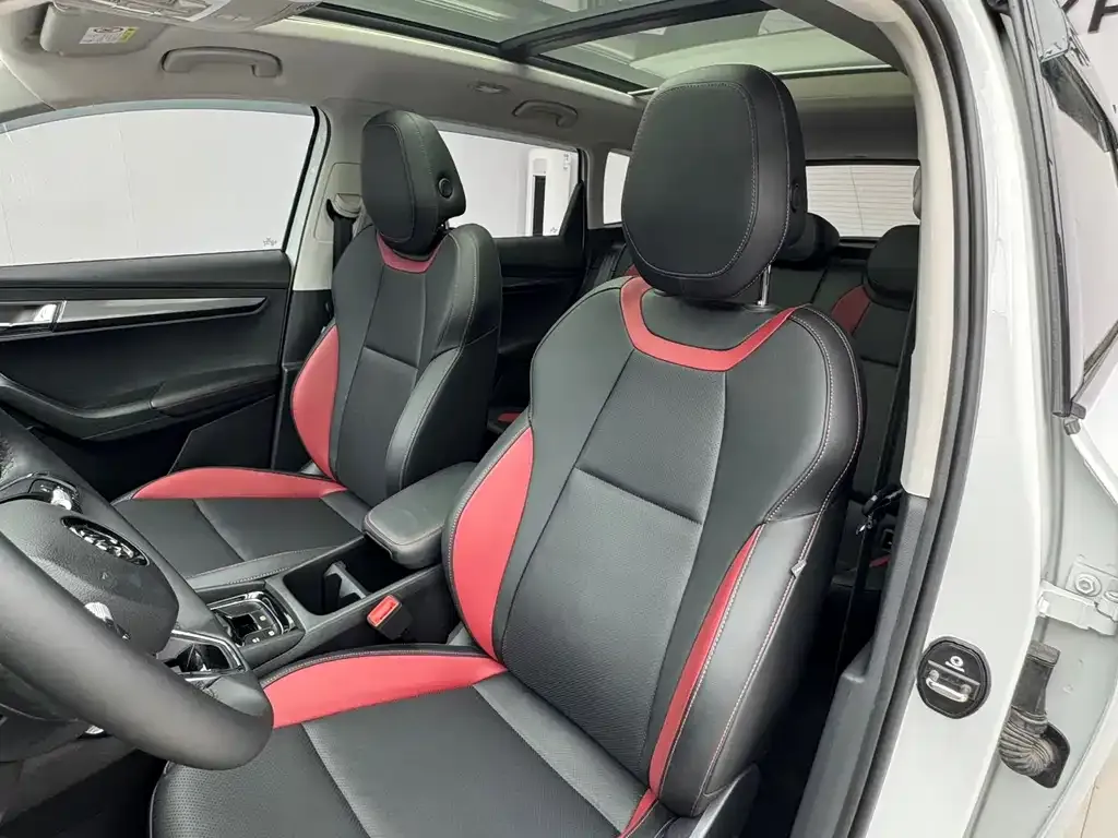 Skoda Karoq — фото 10