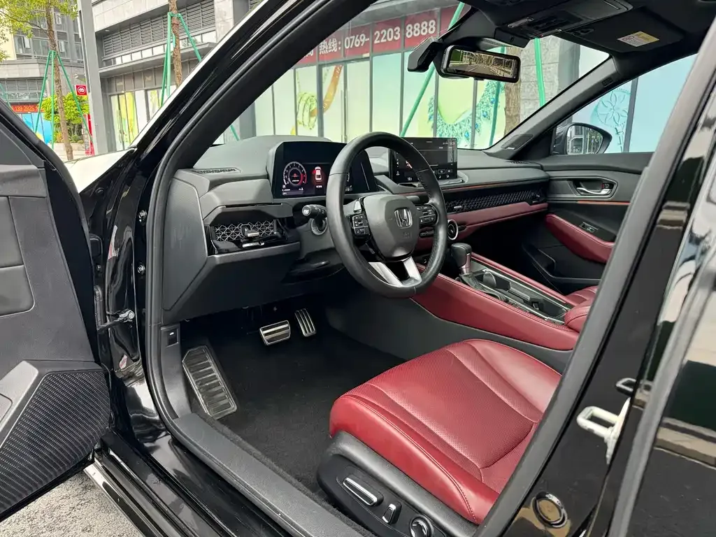 Honda Accord — фото 4