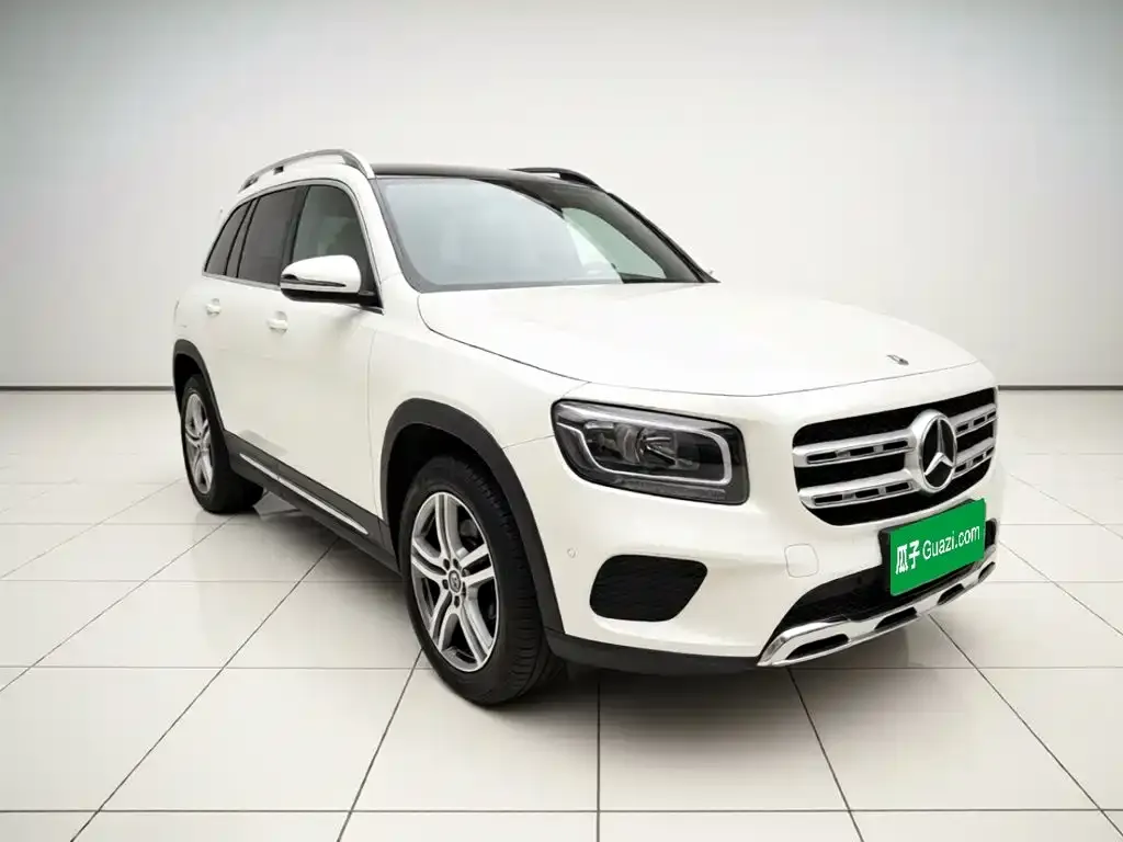 Mercedes-Benz GLB — фото 9