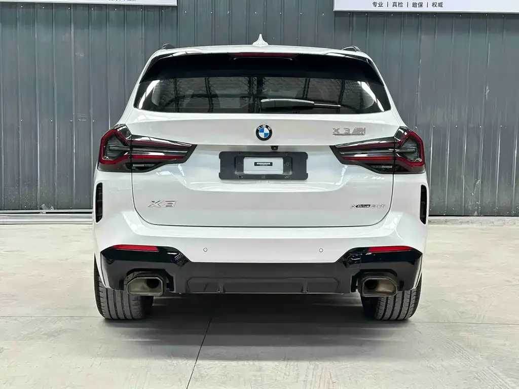 BMW X3 — фото 9