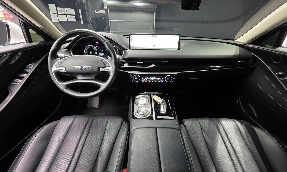 Genesis G80 — фото 10