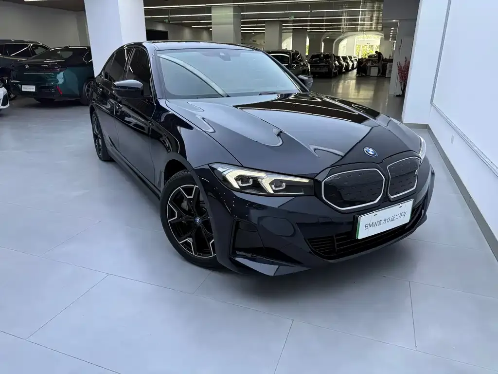BMW i3 — фото 8