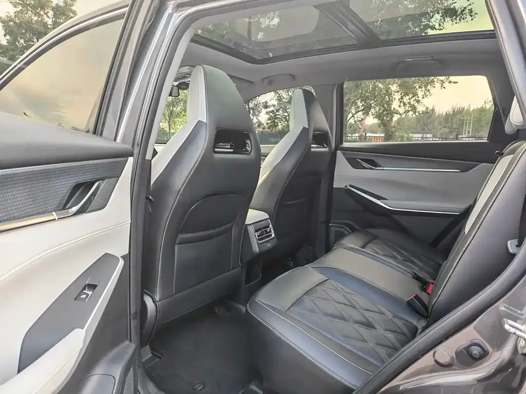 Changan CS75 PLUS — фото 2