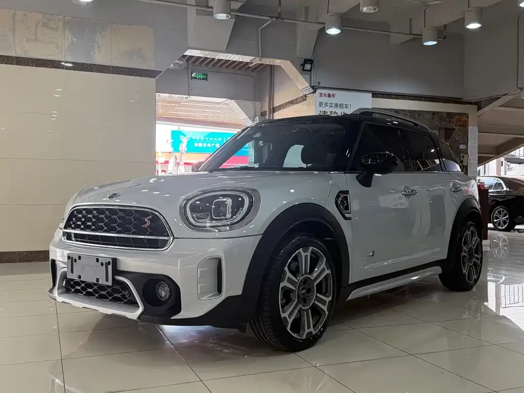MINI Countryman — фото 1