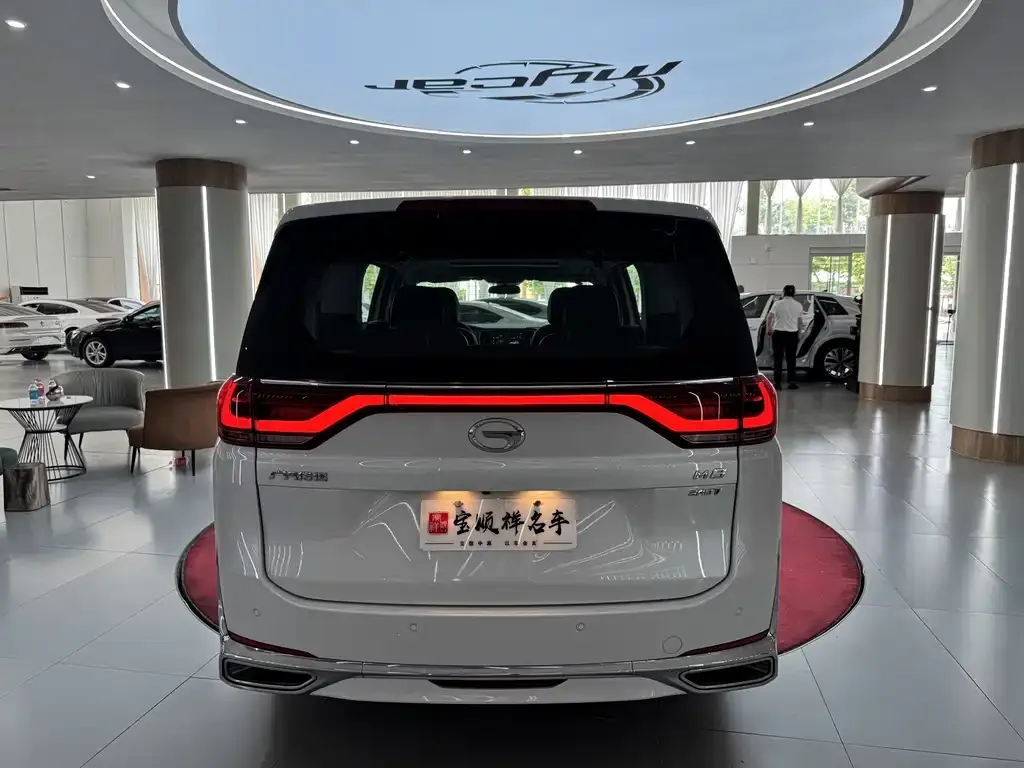 GAC Motor Trumpchi M8 — фото 10