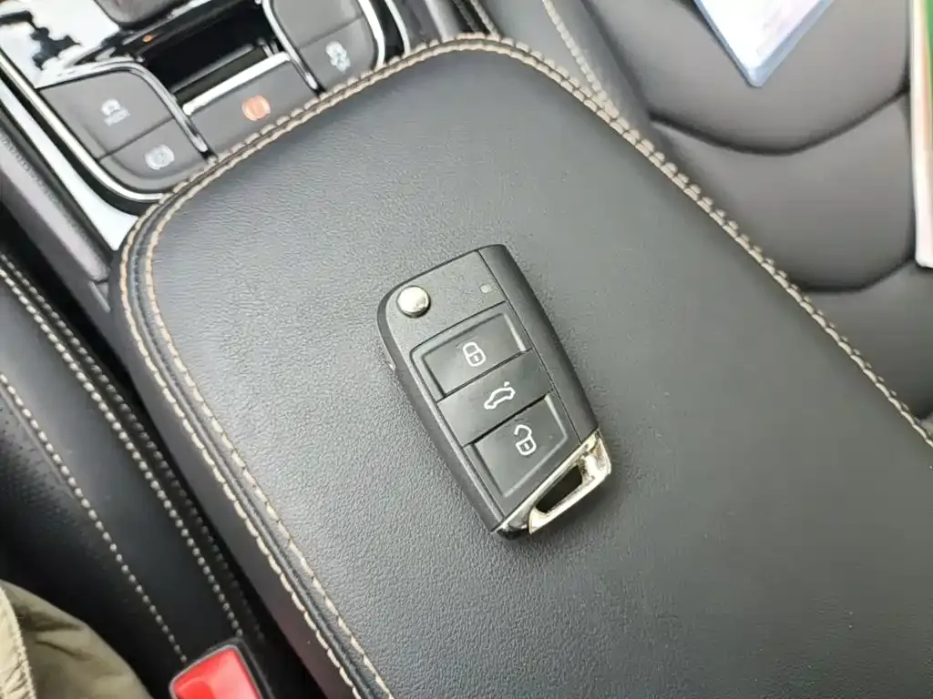 Skoda Kodiaq — фото 2