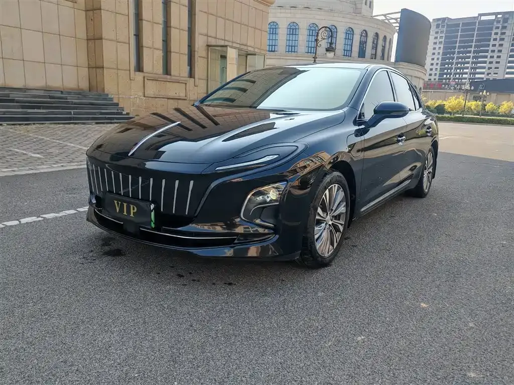 Hongqi E-QM5 — фото 2