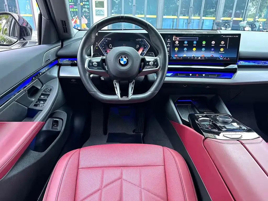 BMW 5 Series — фото 10