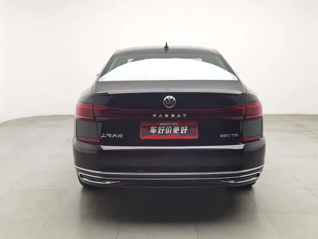 Volkswagen Passat — фото 10