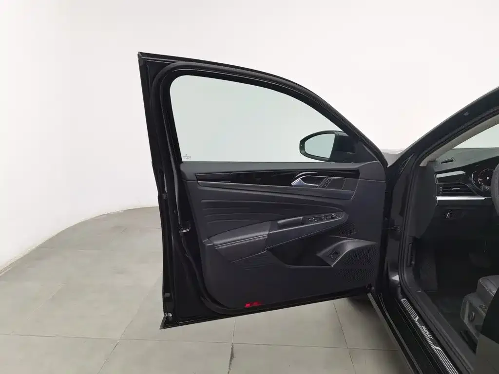 Volkswagen Passat — фото 4