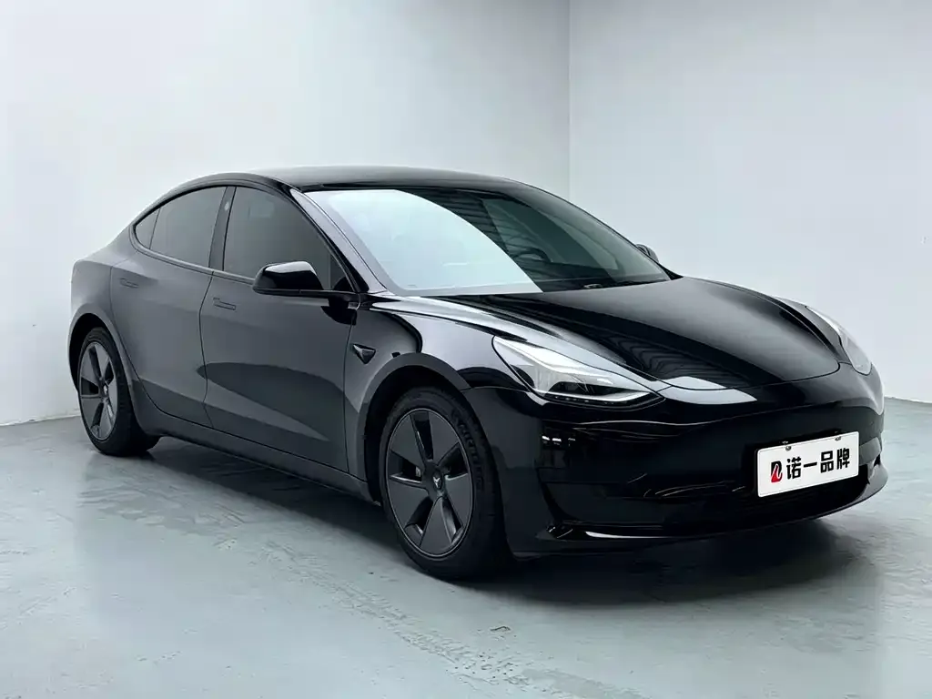 Tesla Model 3 — фото 2