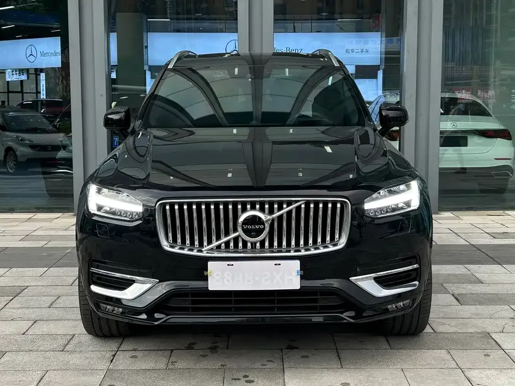 Volvo XC90 — фото 6