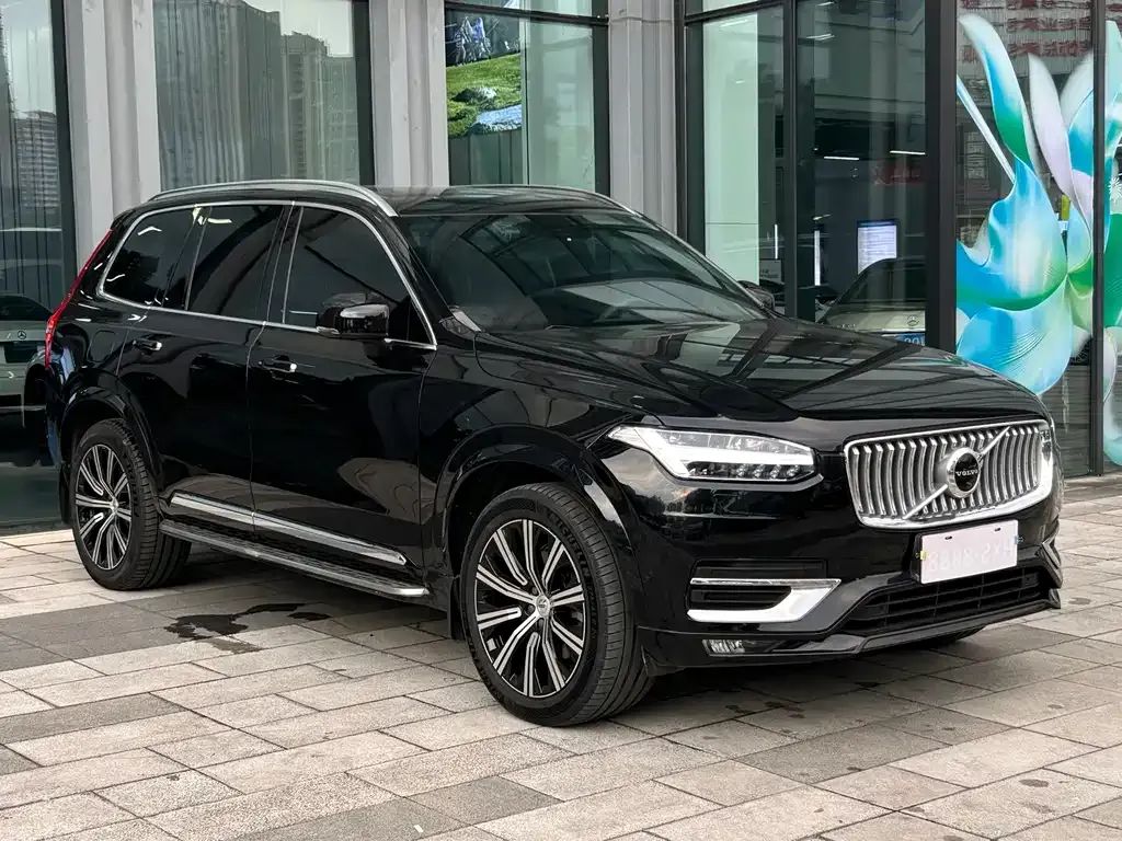 Volvo XC90 — фото 4