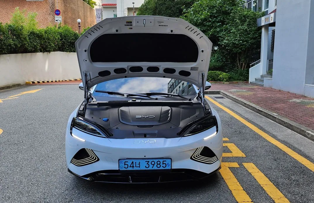 BYD Seal — фото 8