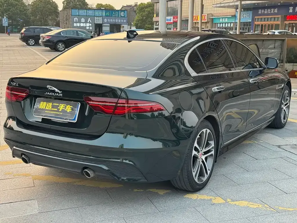 Jaguar XEL — фото 10