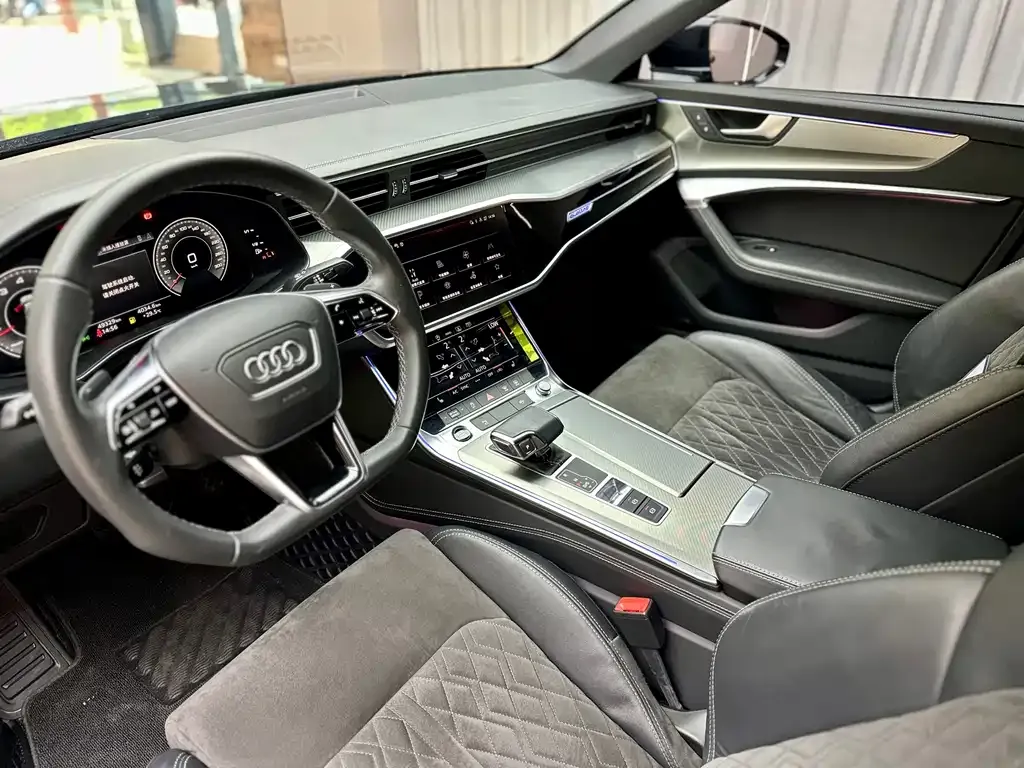 Audi A6L — фото 5
