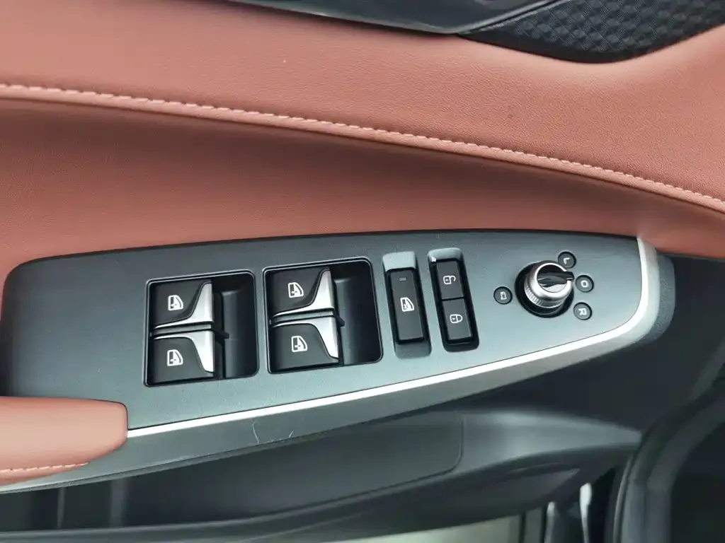 Changan CS75 PLUS — фото 2